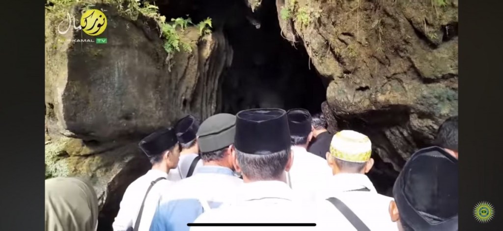 Heboh Gua Safawardi Pamijahan, Dianggap Miliki Jalan Tembus Menuju&nbsp;Mekkah