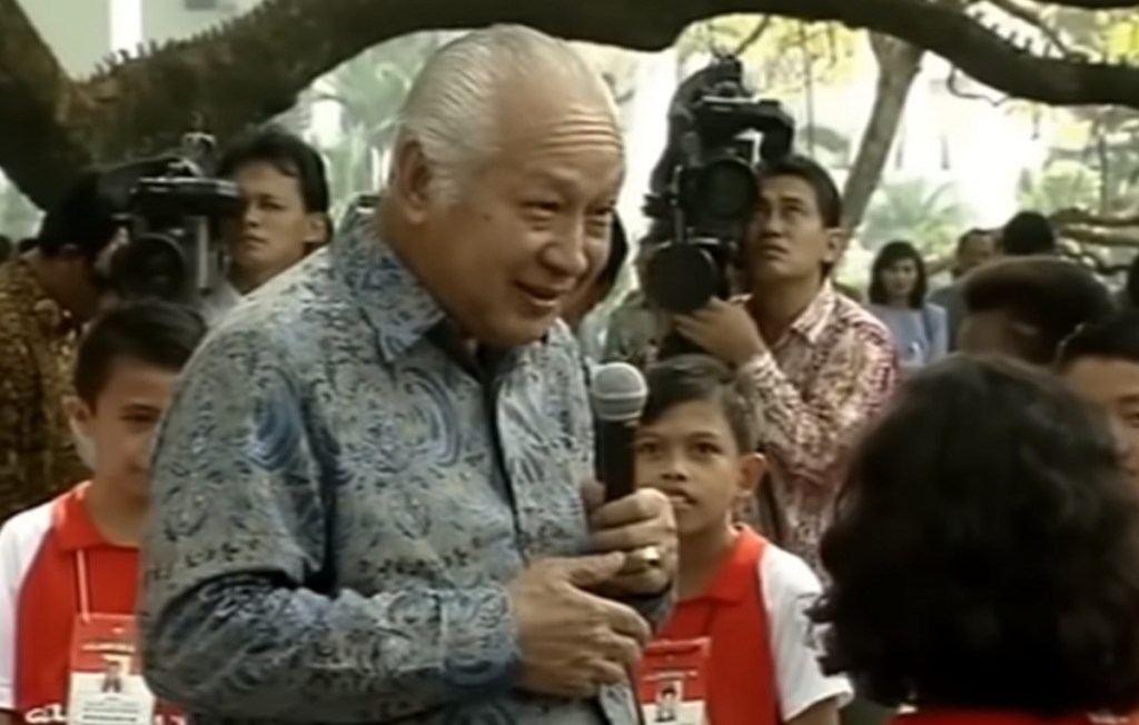 Momen Hari Anak Nasional 1994, Ketika Presiden Soeharto Ditanya Langsung&nbsp;Anak-Anak