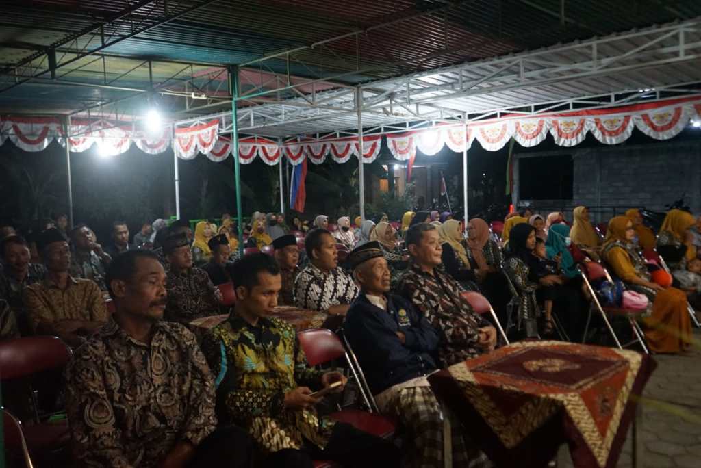 Sambut Hari Kemerdekaan RI ke-79, Warga Kasihan, Bantul, RT 01 Gelar&nbsp;Tirakatan