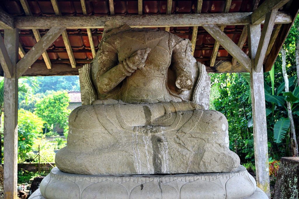Candi Boyolangu di Boyolangu, Tulungagung: Diduga Persemayaman Gayatri, Nenek Raja Hayam&nbsp;Wuruk